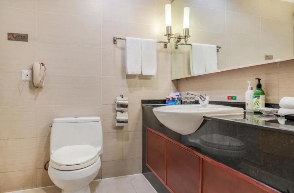 Linyi Blue Horizon Intenational Hotel Экстерьер фото