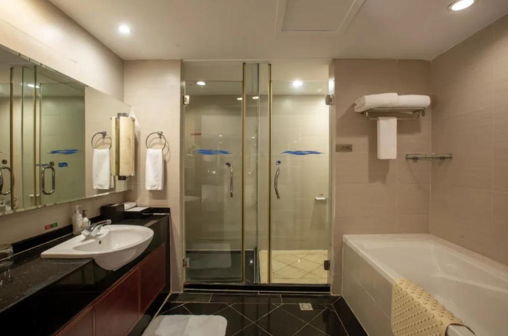 Linyi Blue Horizon Intenational Hotel Экстерьер фото