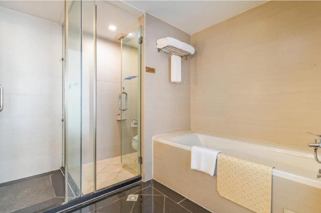 Linyi Blue Horizon Intenational Hotel Экстерьер фото