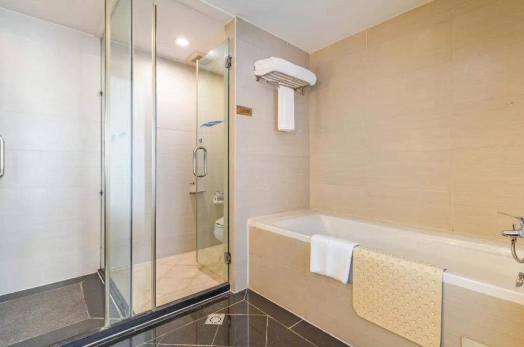 Linyi Blue Horizon Intenational Hotel Экстерьер фото