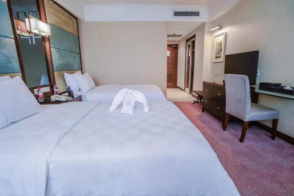 Linyi Blue Horizon Intenational Hotel Экстерьер фото