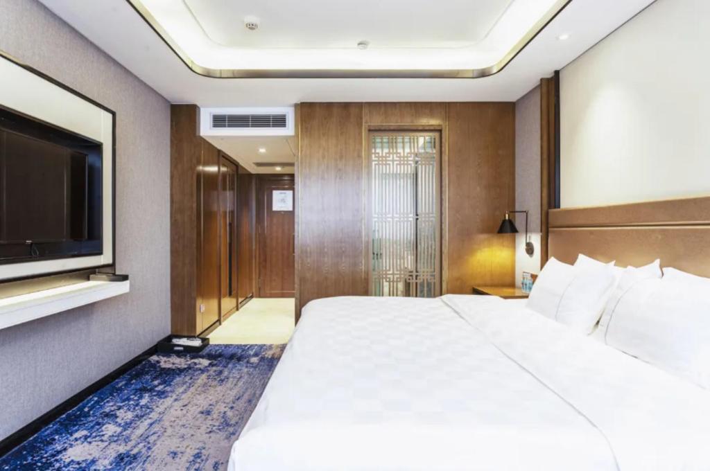 Linyi Blue Horizon Intenational Hotel Экстерьер фото