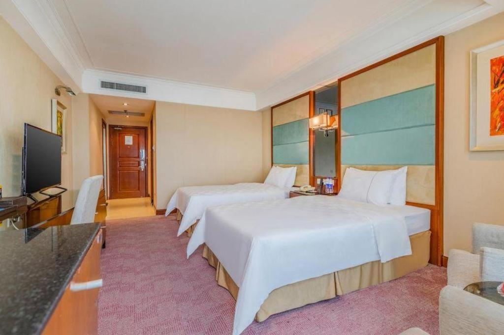 Linyi Blue Horizon Intenational Hotel Экстерьер фото